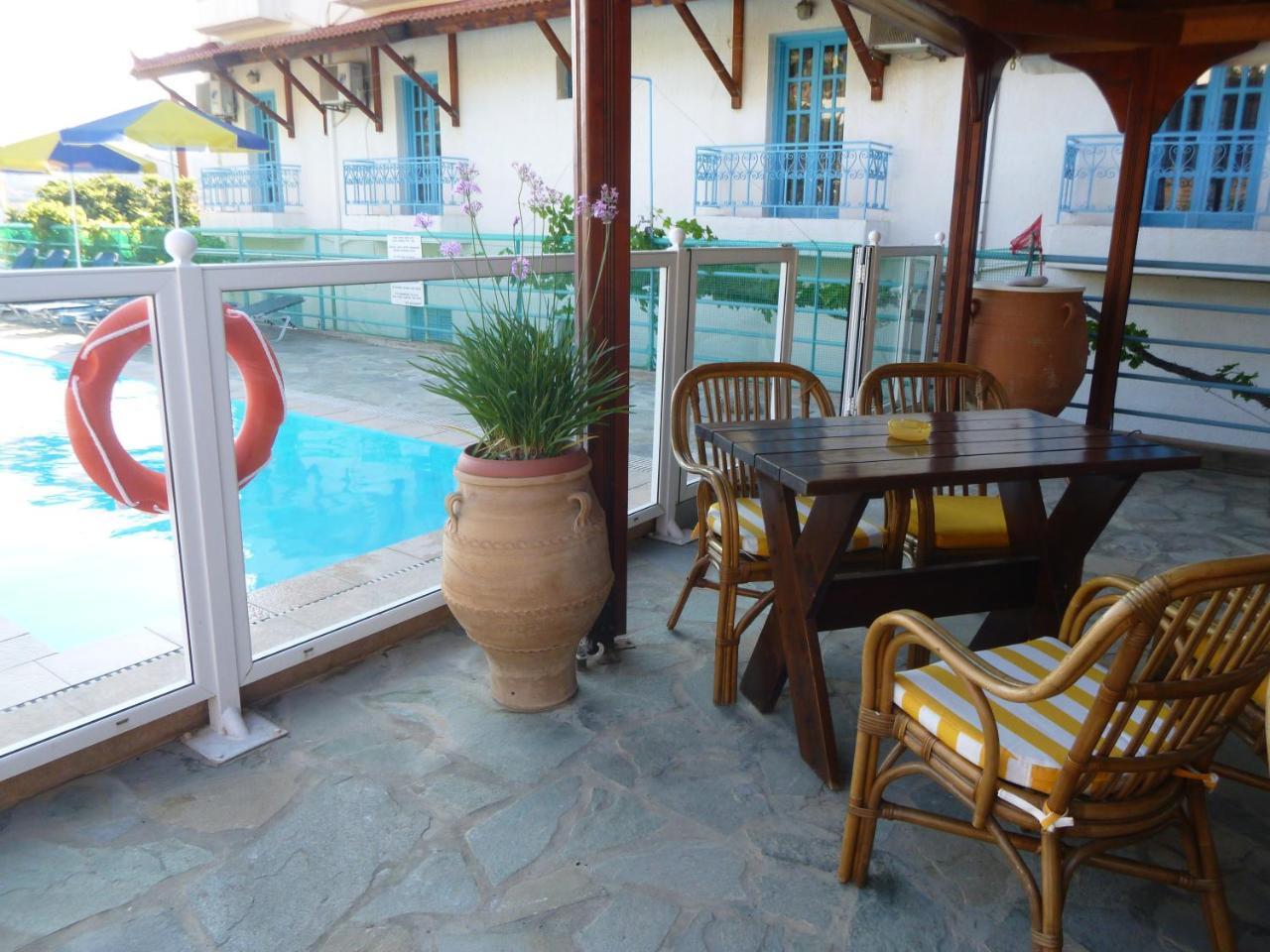 Stavros Apartments Istron Extérieur photo