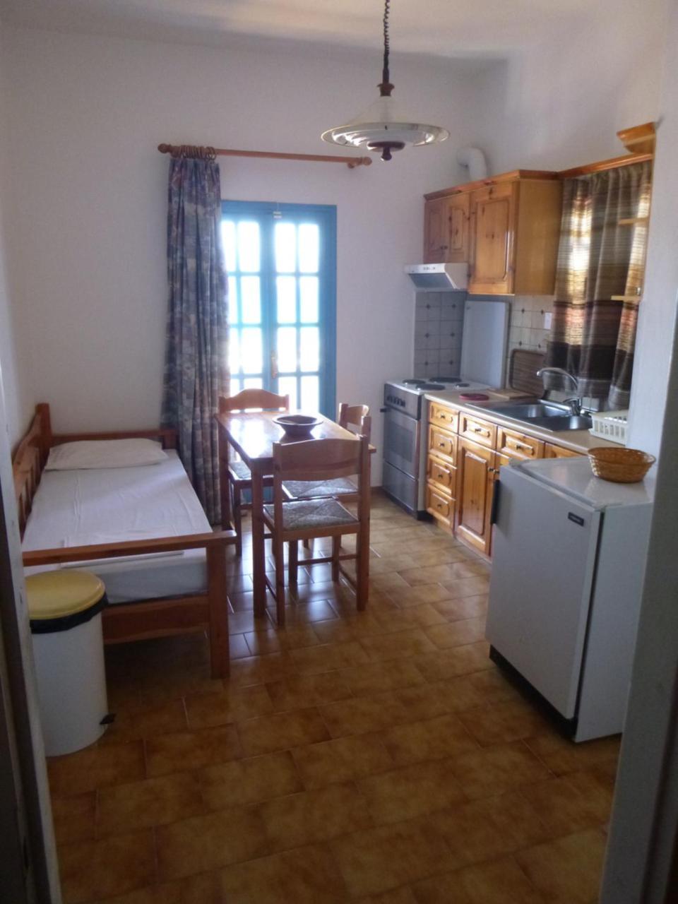 Stavros Apartments Istron Extérieur photo